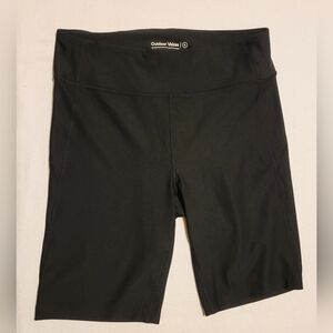 OUTDOOR VOICES Women's Sz XL Black 10 In Inseam Bike Shorts